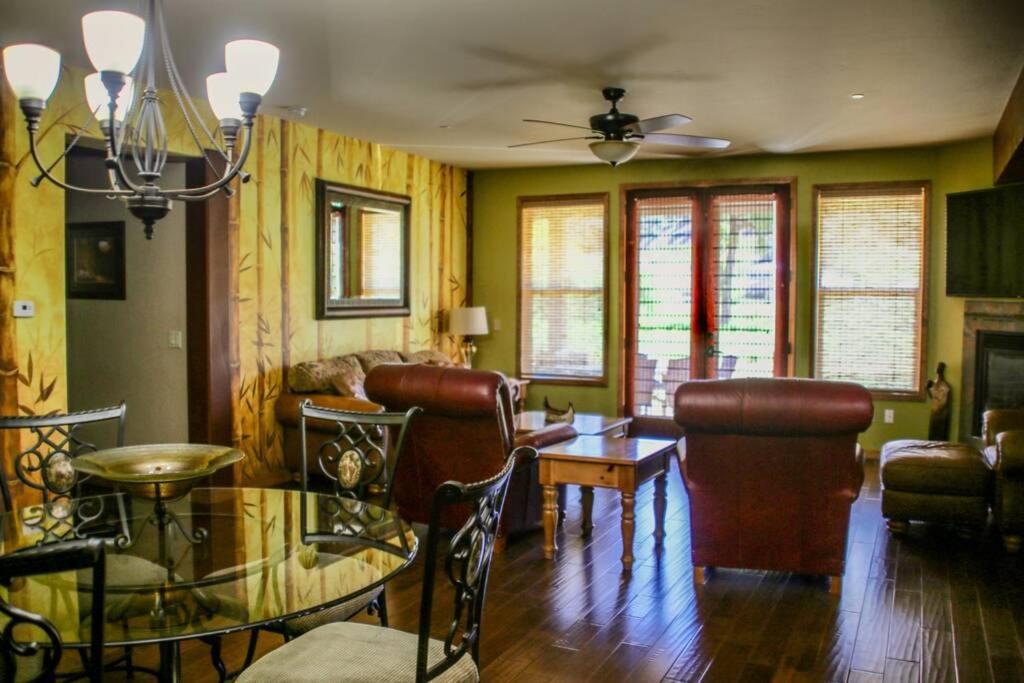 Luxury Riverfront Townhome Pagosa Springs Buitenkant foto